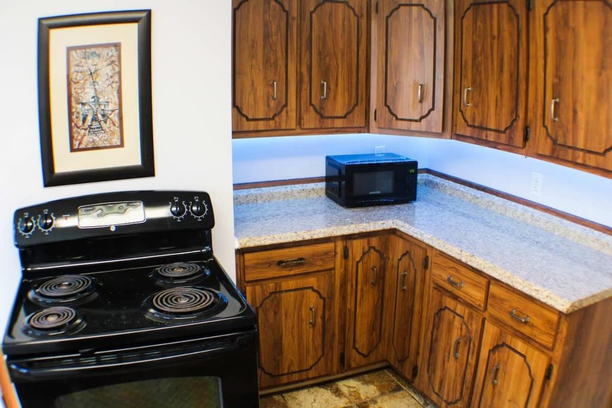 Newly Renovated 2-Bed Near Downtown-North Shore بيتسبرغ المظهر الخارجي الصورة