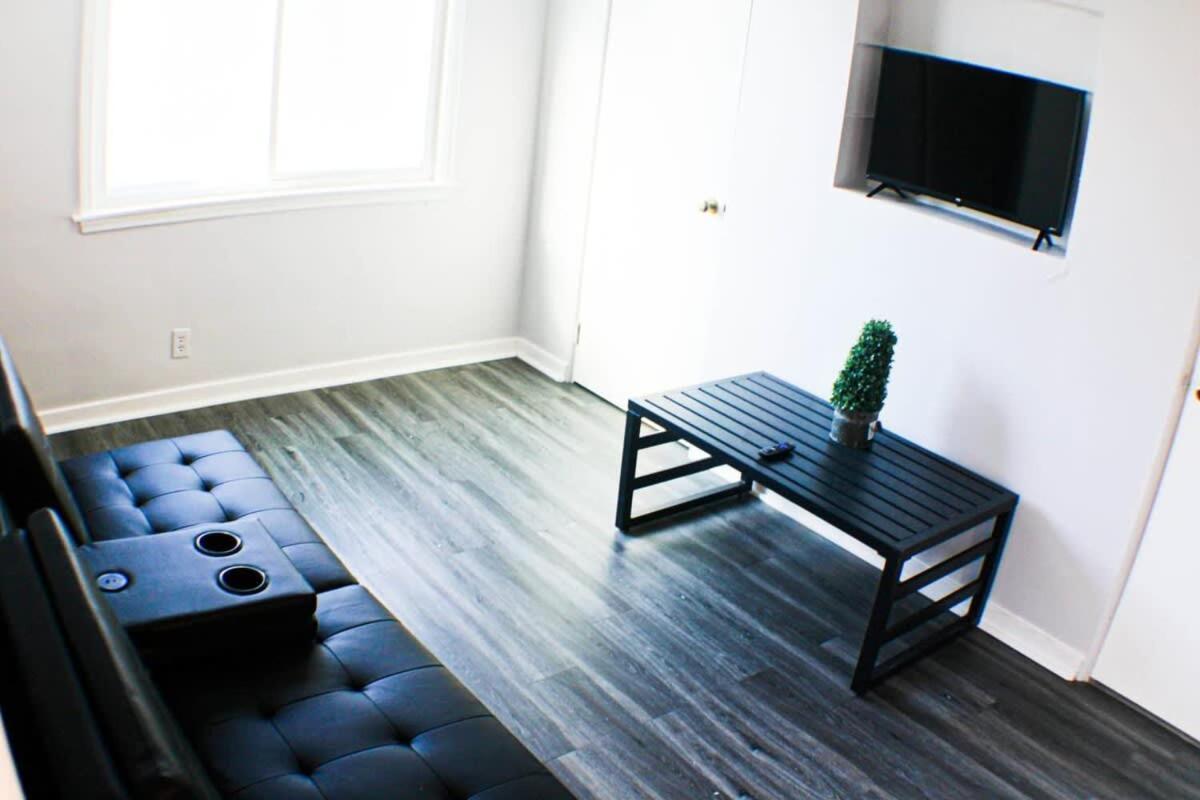 Newly Renovated 2-Bed Near Downtown-North Shore بيتسبرغ المظهر الخارجي الصورة