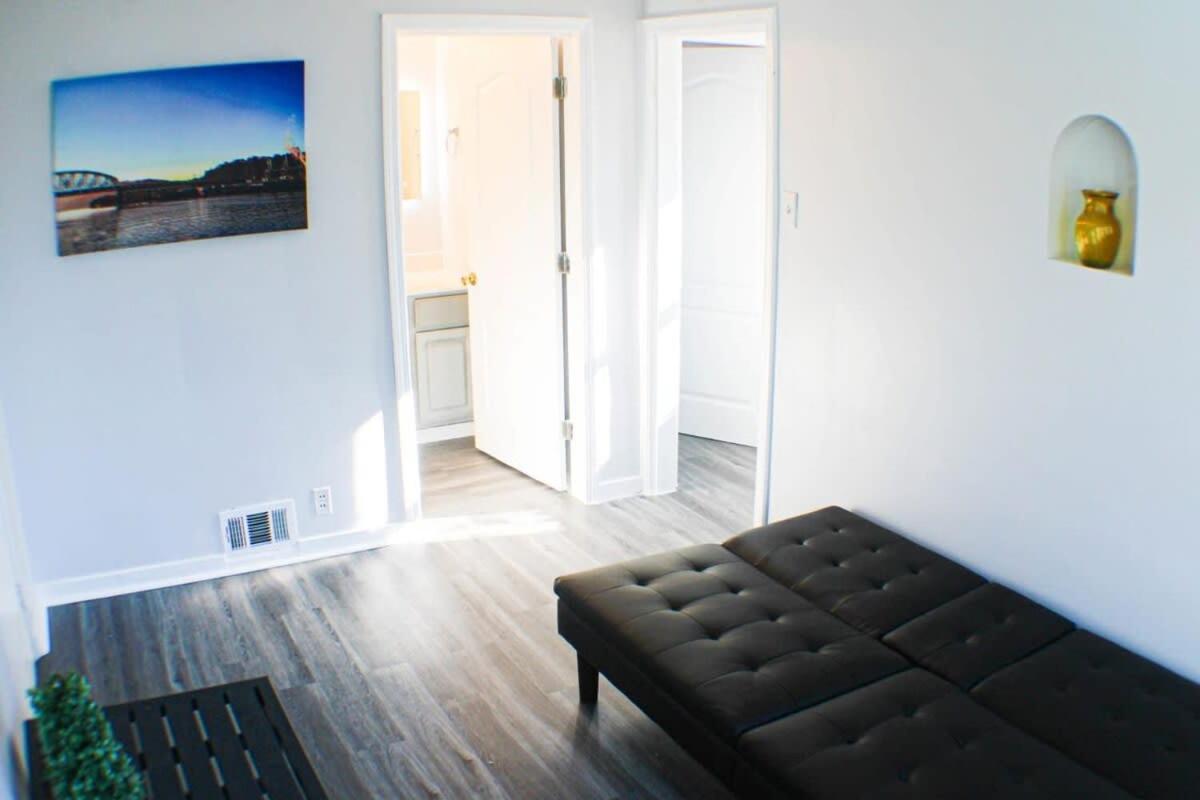 Newly Renovated 2-Bed Near Downtown-North Shore بيتسبرغ المظهر الخارجي الصورة